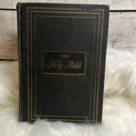 The Holy Bible Douay Confraternity New Catholic Version PJ Kenedy & Sons 1950 - Picture 1 of 7